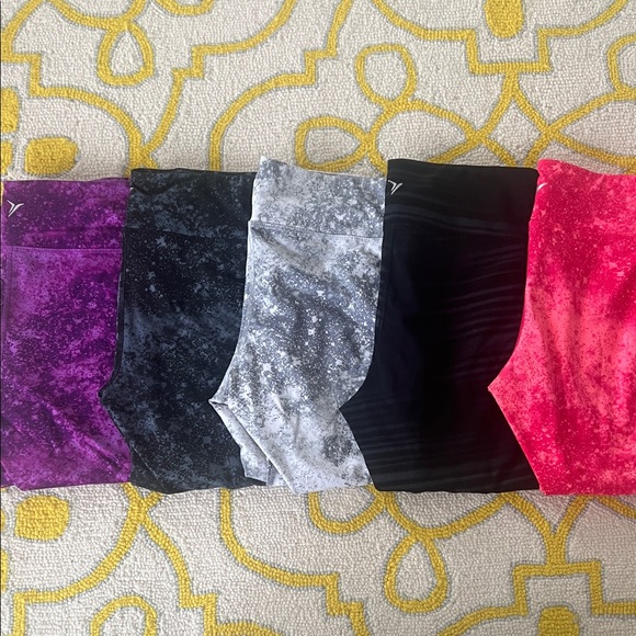 Old Navy Pants - Old Navy Active Capri Workout Pants. Sz L